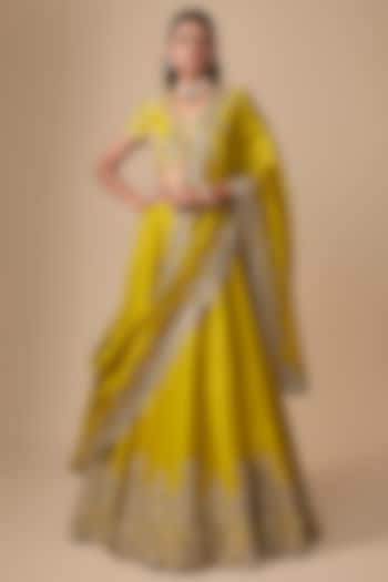 Mustard Raw Silk Zardosi Embroidered Bridal Lehenga Set by Jayanti Reddy at Pernia's Pop Up Shop
