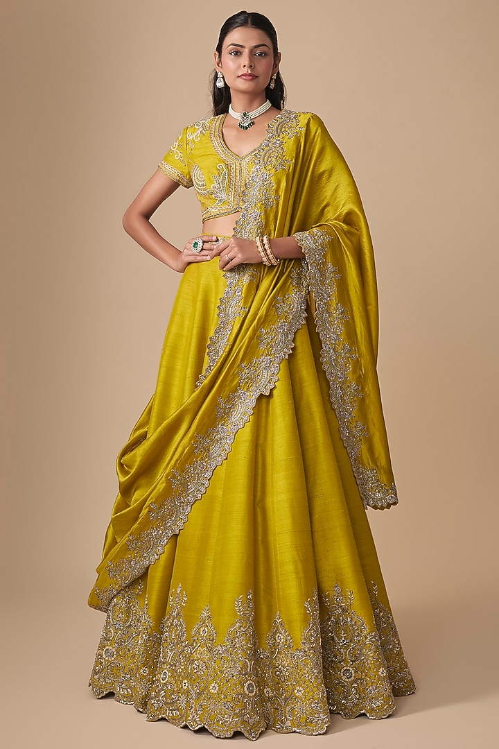 Mustard Raw Silk Zardosi Embroidered Bridal Lehenga Set by Jayanti Reddy at Pernia's Pop Up Shop