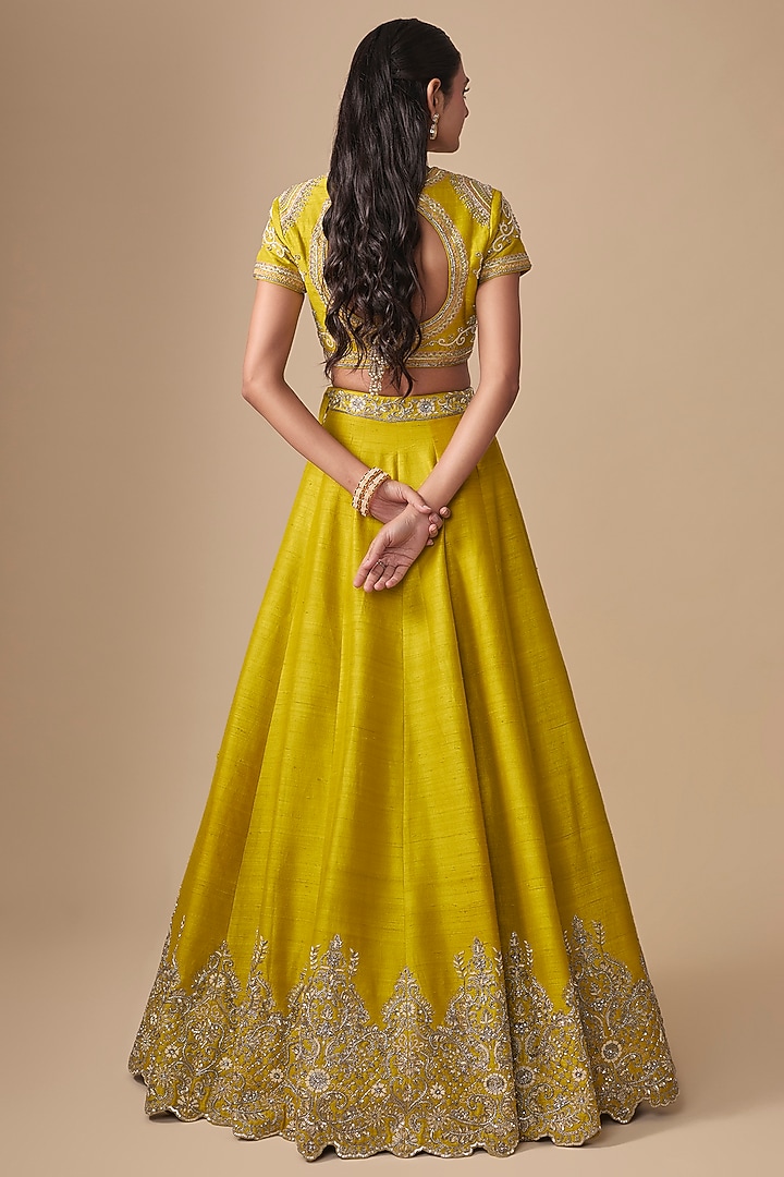 Mustard Raw Silk Zardosi Embroidered Bridal Lehenga Set by Jayanti Reddy at Pernia's Pop Up Shop