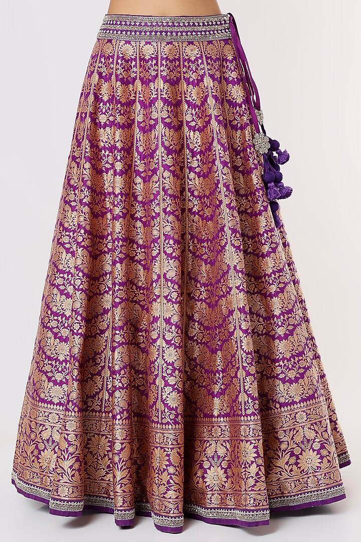 Purple Embroidered Bridal Lehenga Set by Jayanti Reddy at Pernia's Pop Up Shop