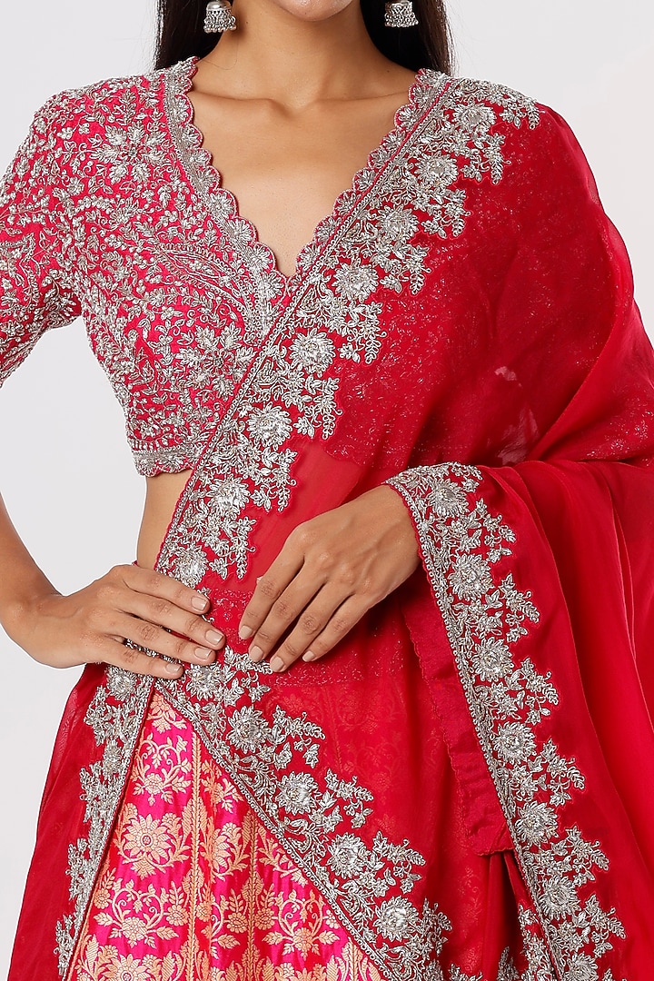 Red Zardosi Embroidered Bridal Lehenga Set by Jayanti Reddy at Pernia's Pop Up Shop
