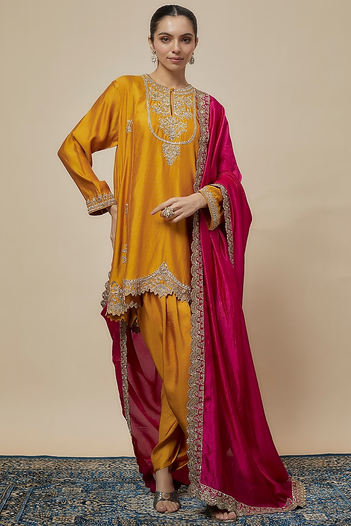 Mango Yellow Silk Zari Embroidered Tunic Set by Jayanti Reddy at Pernia's Pop Up Shop