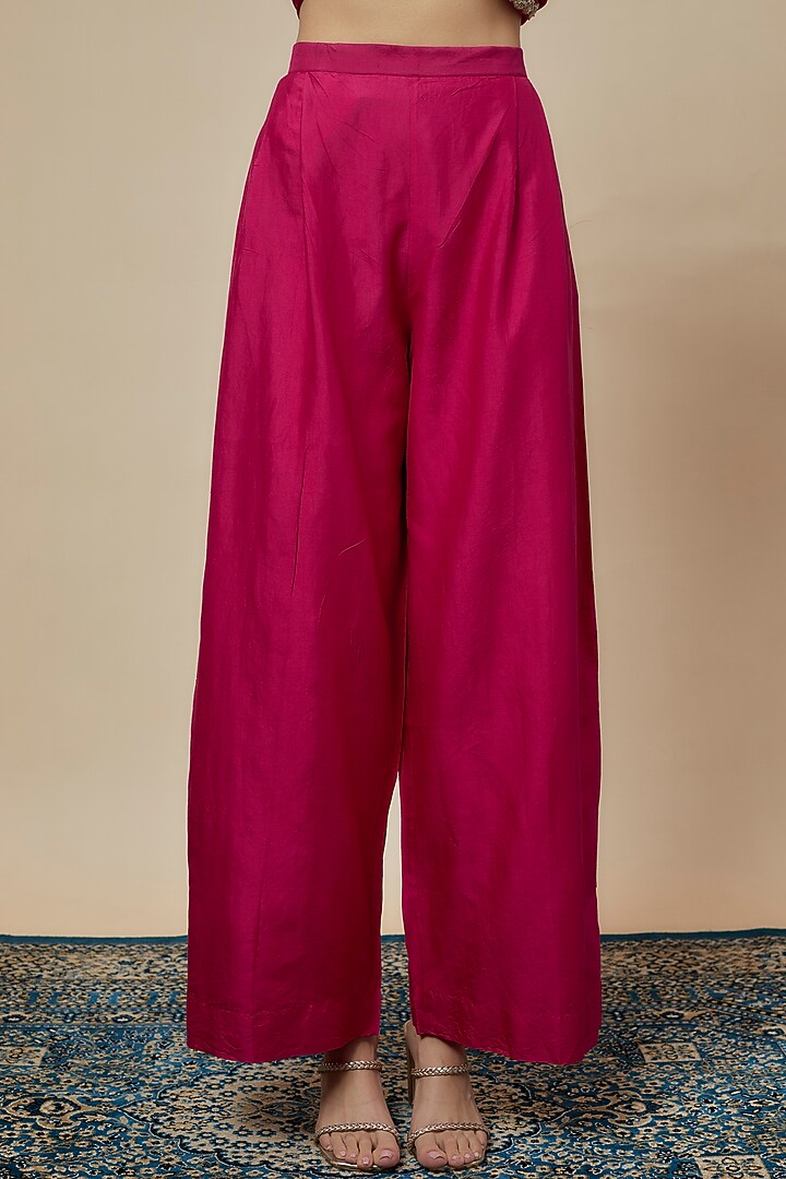 Pink Silk Zari Embroidered Bridal Anarkali Set by Jayanti Reddy at Pernia's Pop Up Shop