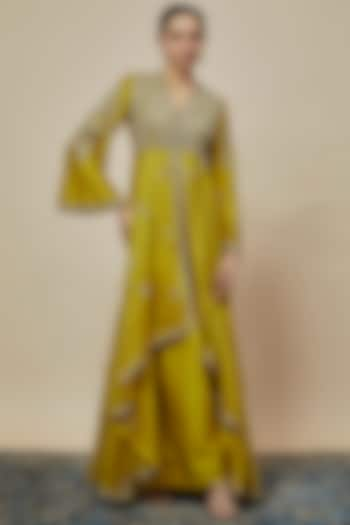 Yellow Silk Zari Embroidered Anarkali Set by Jayanti Reddy at Pernia's Pop Up Shop