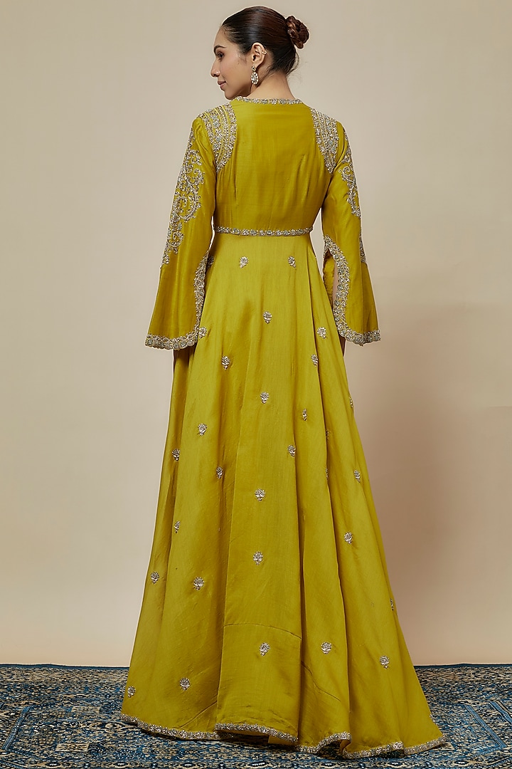 Yellow Silk Zari Embroidered Bridal Anarkali Set by Jayanti Reddy at Pernia's Pop Up Shop