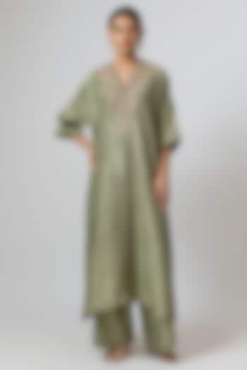 Mint Green Silk Zari Embroidered Kaftan Set by Jayanti Reddy at Pernia's Pop Up Shop