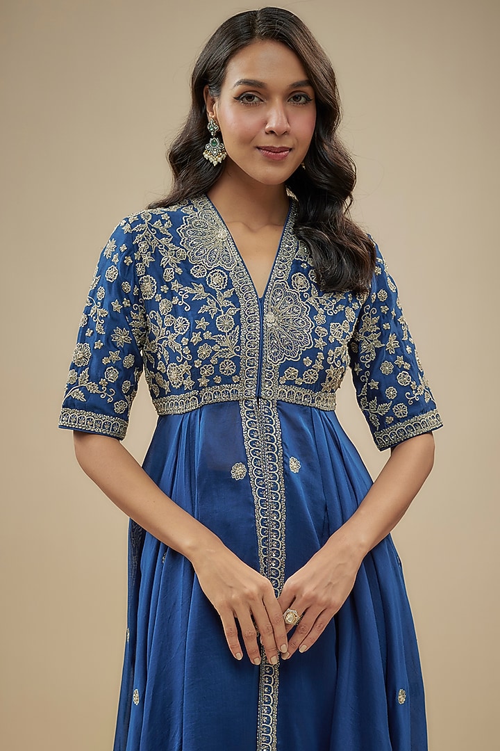 Navy Blue Silk Zari Embroidered High-Low Wedding Anarkali Set by Jayanti Reddy at Pernia's Pop Up Shop