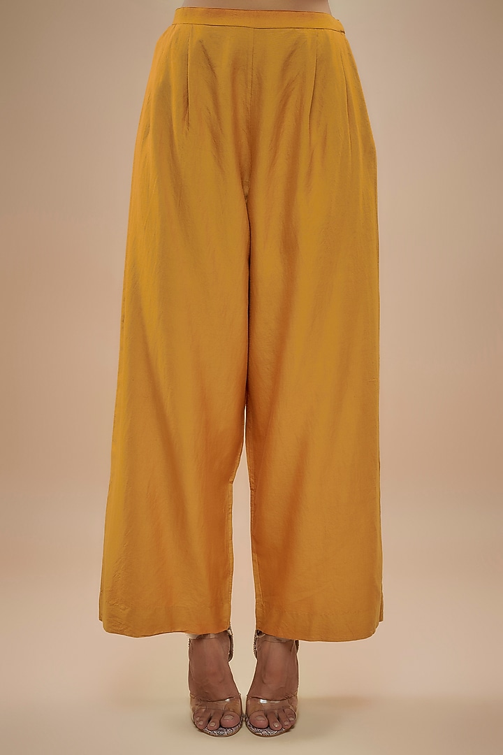 Mango Yellow Silk Zari Embroidered High-Low Wedding Anarkali Set by Jayanti Reddy at Pernia's Pop Up Shop
