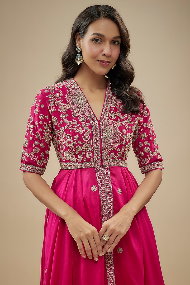 Rani Pink Silk Zari Embroidered High-Low Wedding Anarkali Set by Jayanti Reddy at Pernia's Pop Up Shop