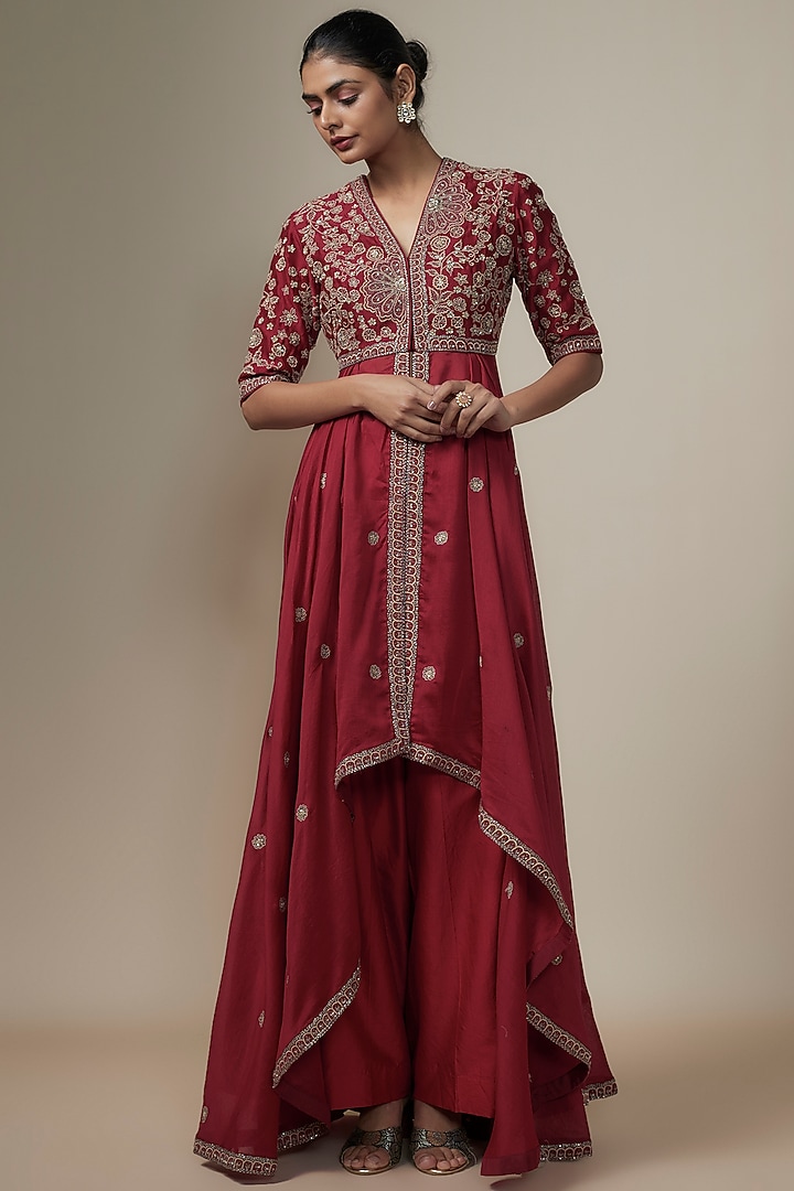 Red Silk Zari Embroidered Wedding Anarkali Set by Jayanti Reddy at Pernia's Pop Up Shop