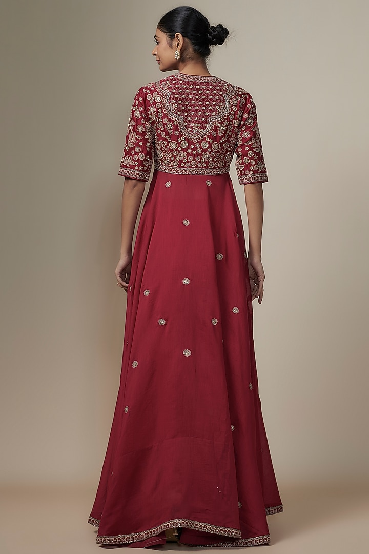 Red Silk Zari Embroidered Wedding Anarkali Set by Jayanti Reddy at Pernia's Pop Up Shop