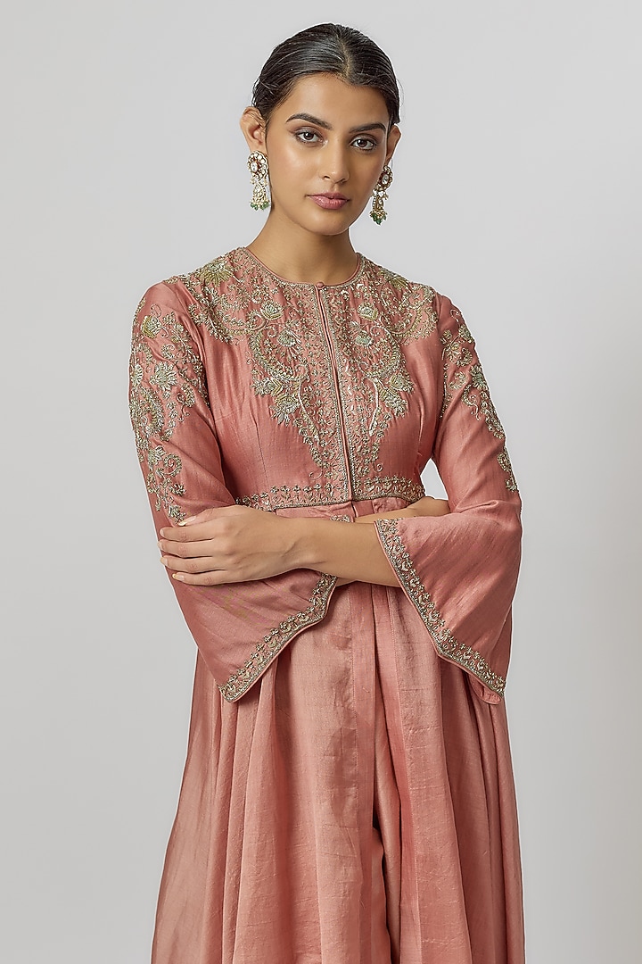 Peach Silk Zari Embroidered Wedding Anarkali Set by Jayanti Reddy at Pernia's Pop Up Shop