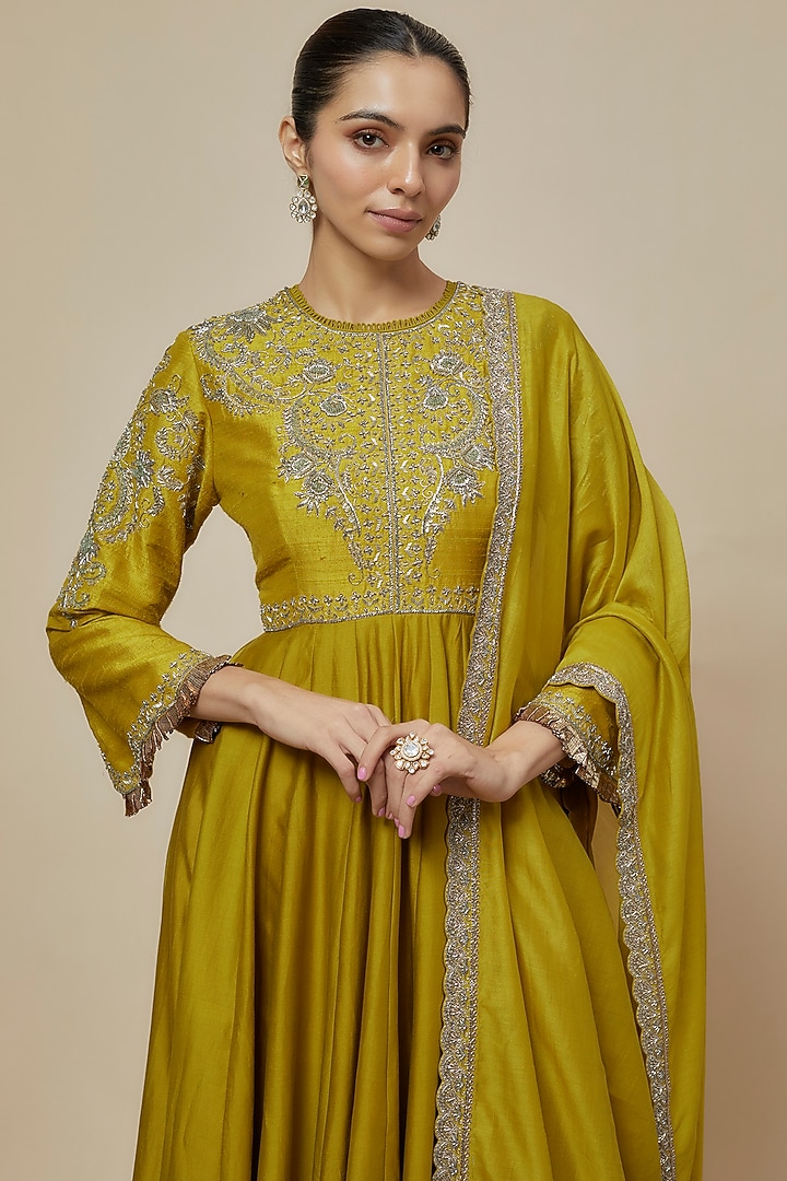 Mustard Silk Zari Embroidered Bridal Anarkali Set by Jayanti Reddy at Pernia's Pop Up Shop