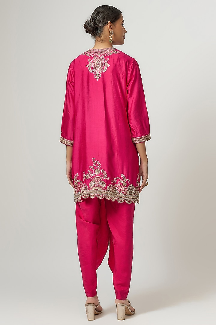 Pink Silk Dhoti Set by Jayanti Reddy at Pernia's Pop Up Shop