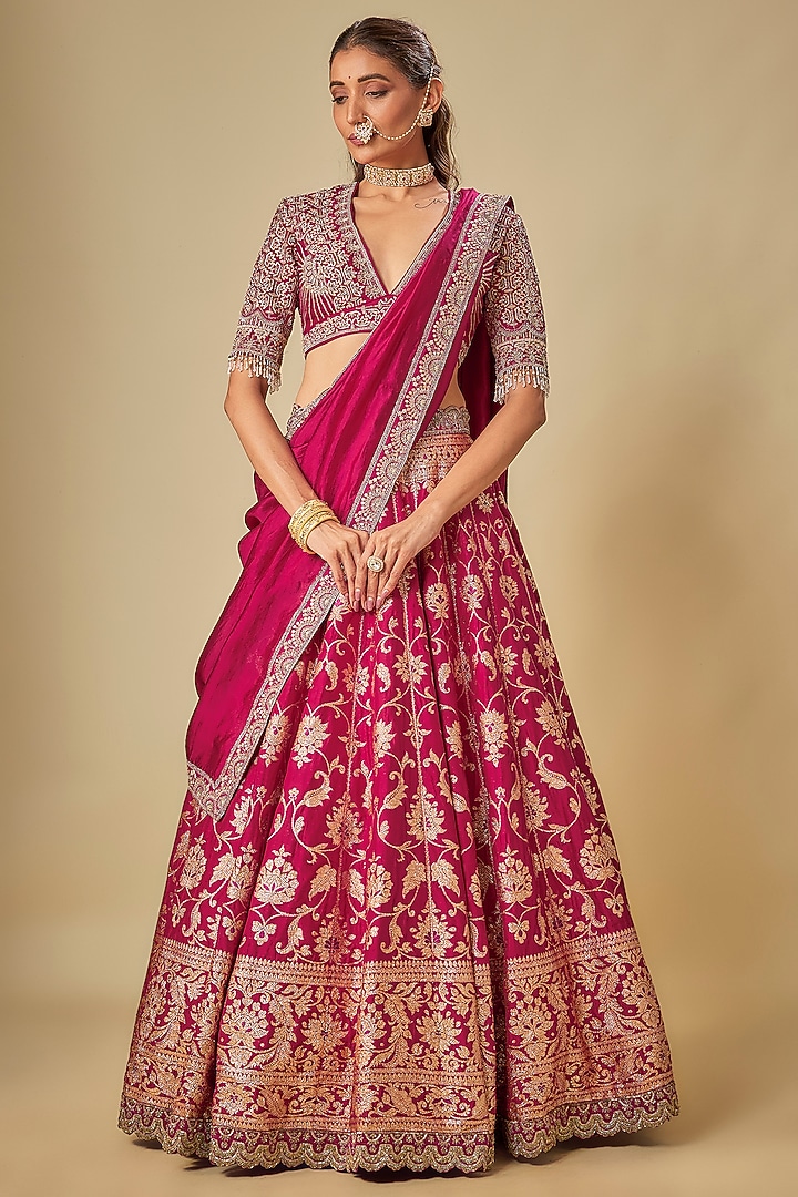 Pink Banarasi Zardosi Embroidered Bridal Lehenga Set by Jayanti Reddy at Pernia's Pop Up Shop