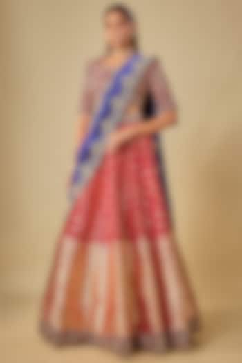 Red Banarasi Zardosi Embroidered Bridal Lehenga Set by Jayanti Reddy at Pernia's Pop Up Shop