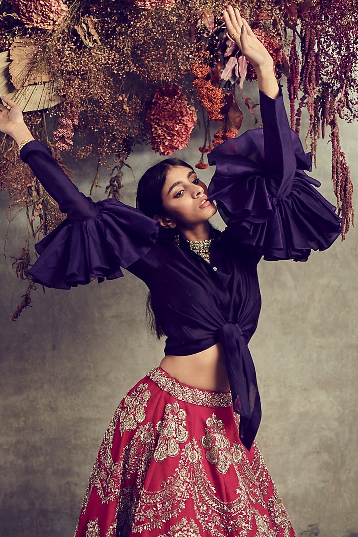 Red Raw Silk Embroidered Bridal Lehenga Set by Jayanti Reddy at Pernia's Pop Up Shop