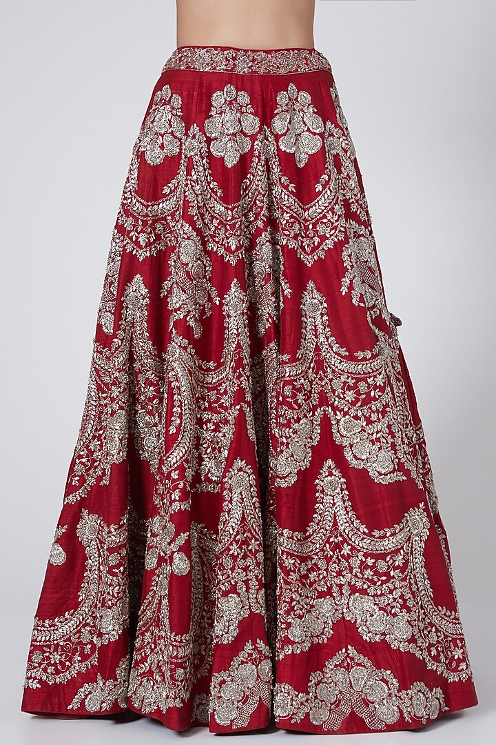Red Raw Silk Embroidered Bridal Lehenga Set by Jayanti Reddy at Pernia's Pop Up Shop