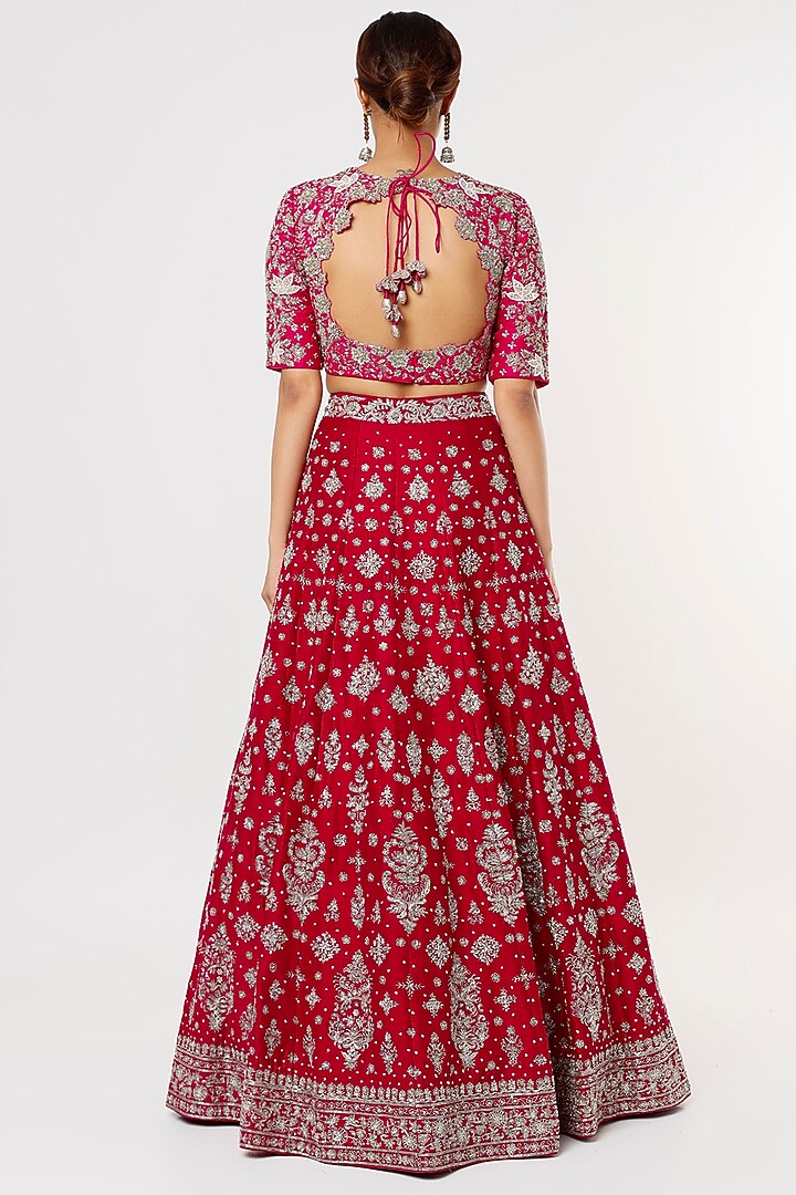 Red Raw Silk Embroidered Bridal Lehenga Set by Jayanti Reddy at Pernia's Pop Up Shop
