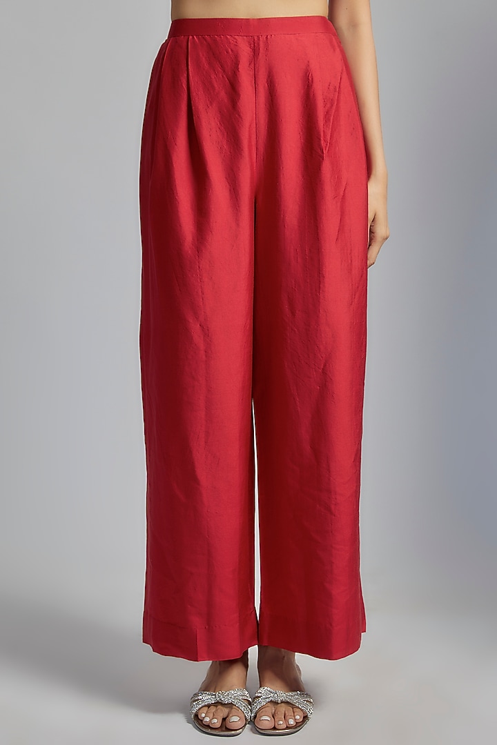 Red Silk Embroidered Cape Set by Jayanti Reddy at Pernia's Pop Up Shop