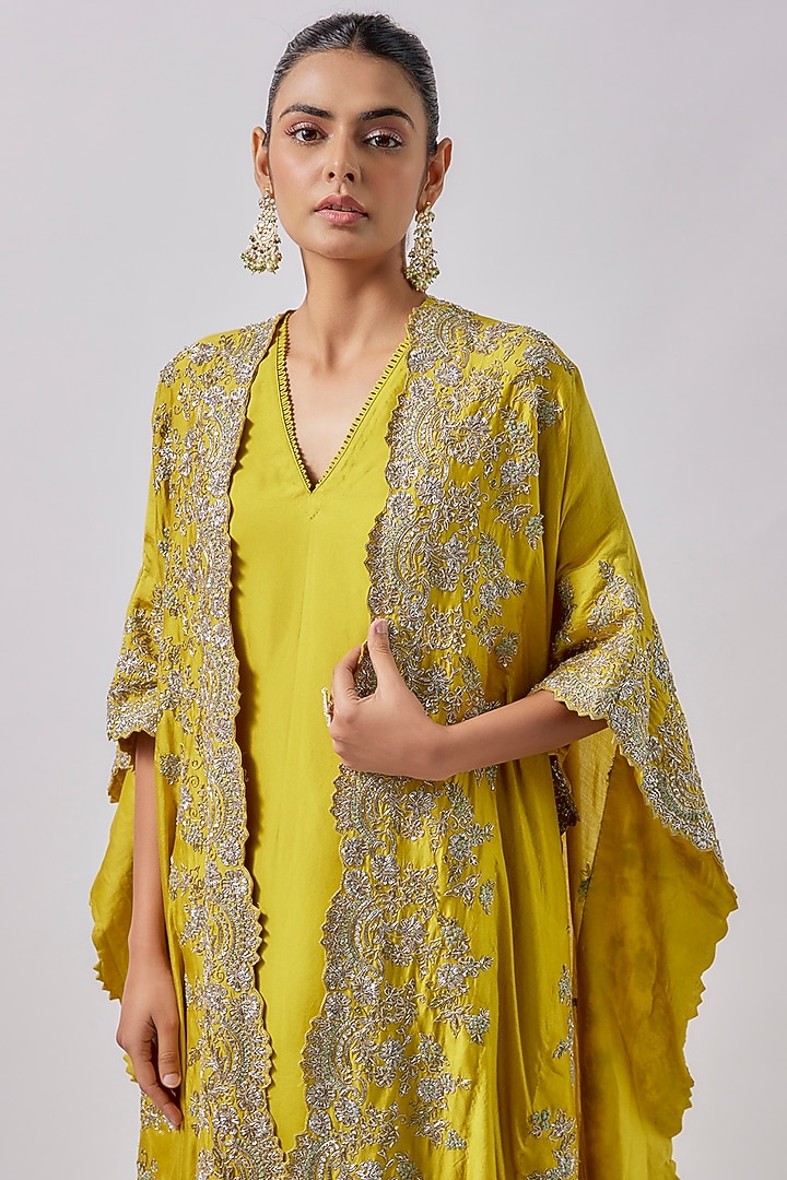 Yellow Silk Embroidered Cape Set by Jayanti Reddy at Pernia's Pop Up Shop