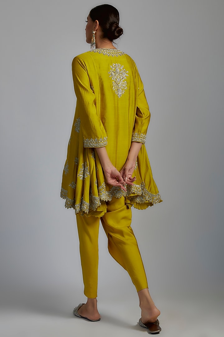 Mustard Silk Embroidered Tunic Set by Jayanti Reddy at Pernia's Pop Up Shop
