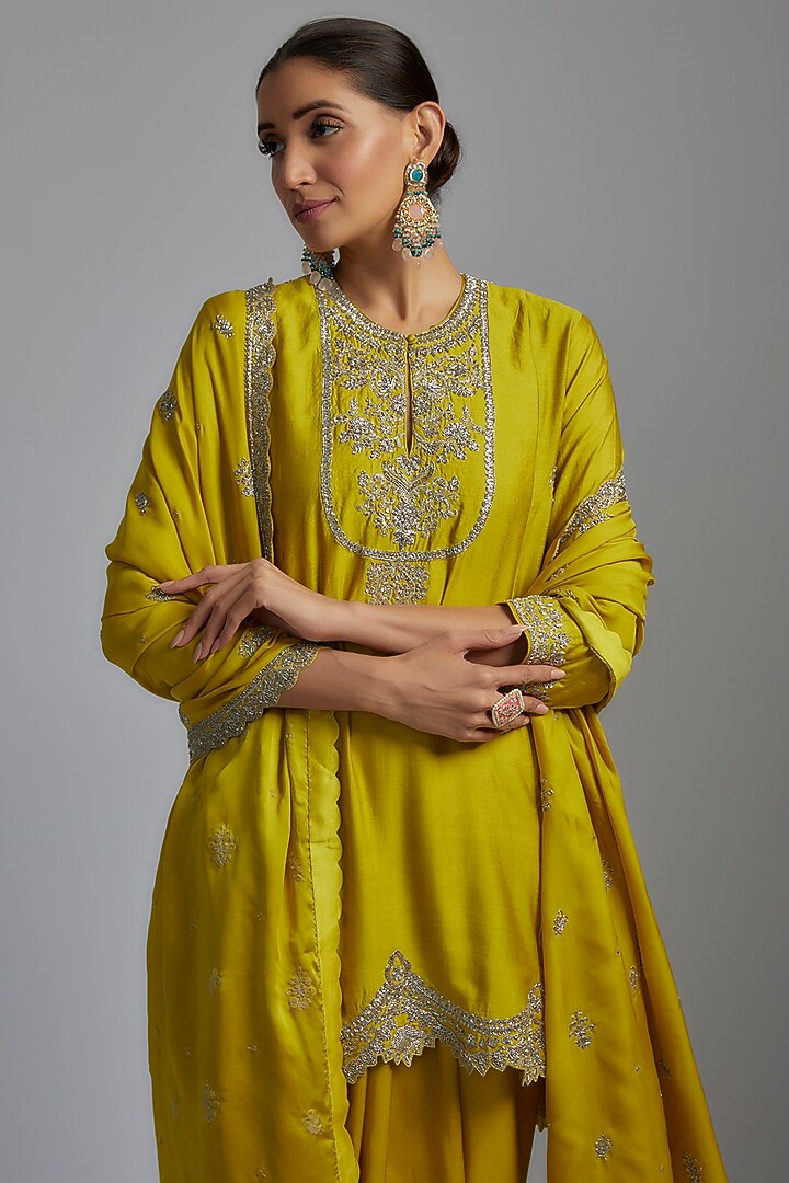 Mustard Silk Embroidered Tunic Set by Jayanti Reddy at Pernia's Pop Up Shop