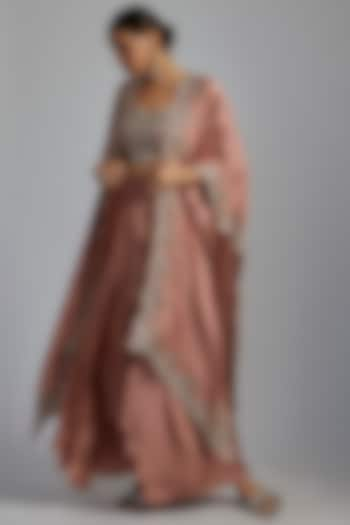 Peach Silk Embroidered Cape Set by Jayanti Reddy