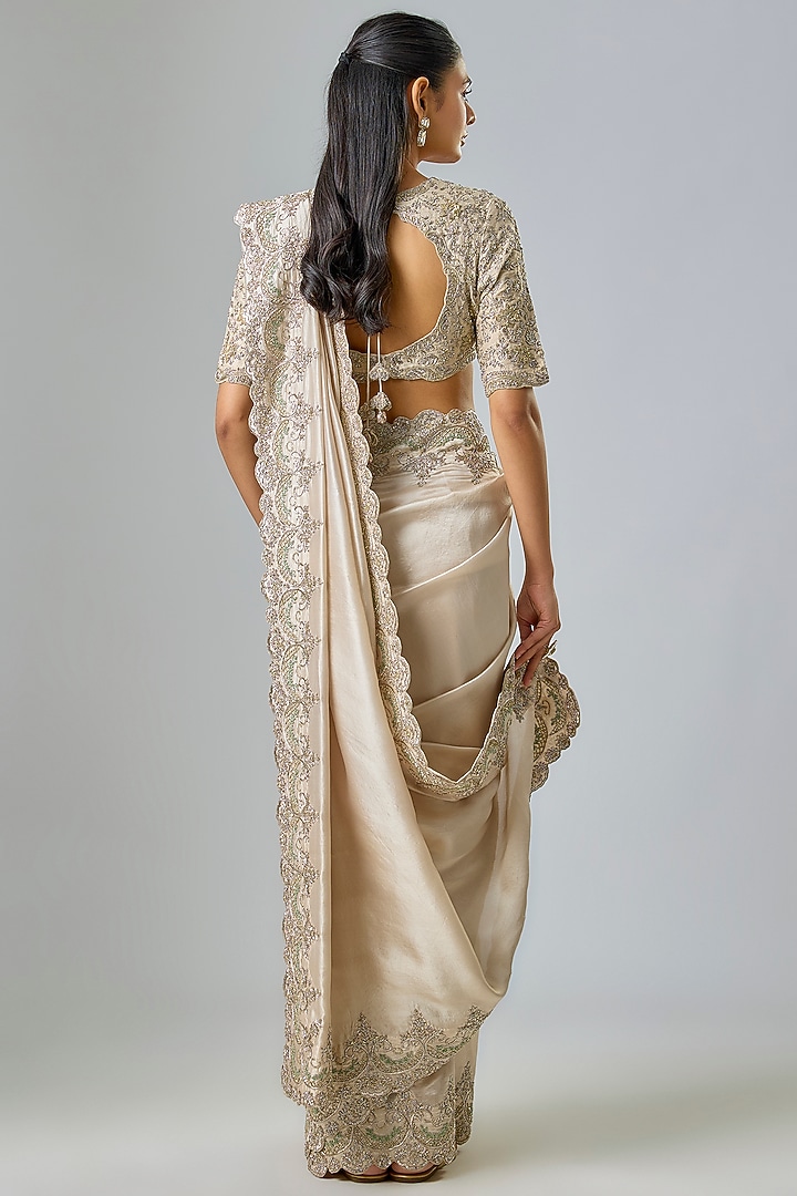 Ivory Silk Zardosi Embroidered Bridal Saree Set by Jayanti Reddy at Pernia's Pop Up Shop