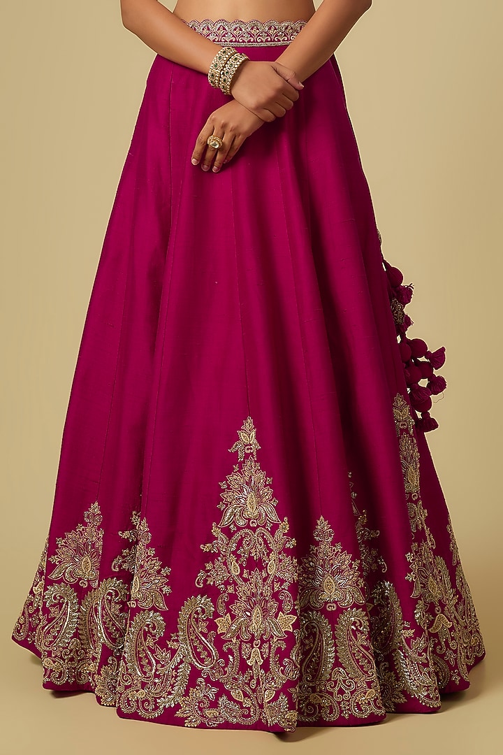 Rani Pink Raw Silk Bridal Lehenga Set by Jayanti Reddy at Pernia's Pop Up Shop