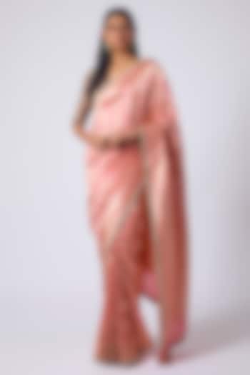 Peach Banarasi Zardosi Embroidered Bridal Saree Set by Jayanti Reddy at Pernia's Pop Up Shop