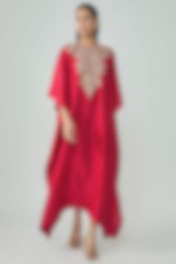 Red Silk Aari Work Kaftan by Jayanti Reddy at Pernia's Pop Up Shop