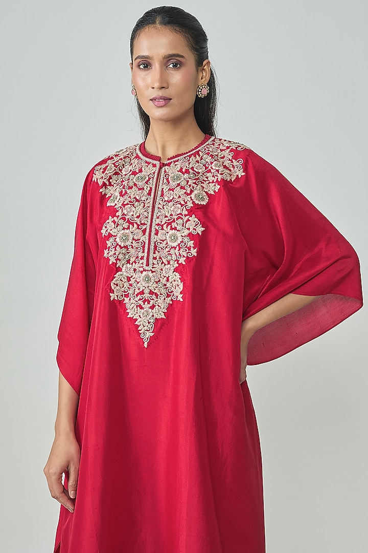 Red Silk Aari Work Kaftan by Jayanti Reddy at Pernia's Pop Up Shop