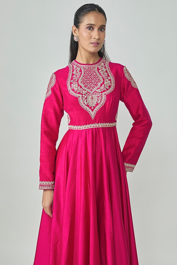Rani Pink Silk Zardosi Work Wedding Anarkali by Jayanti Reddy at Pernia's Pop Up Shop