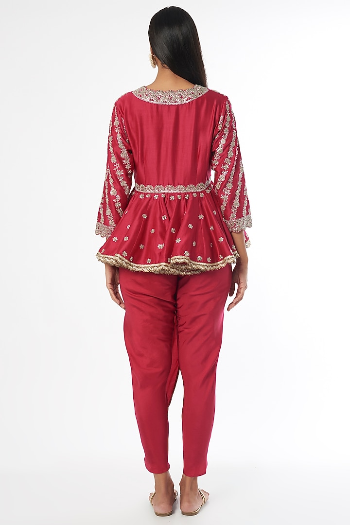 Fuchsia Silk Dhoti Set by Jayanti Reddy at Pernia's Pop Up Shop