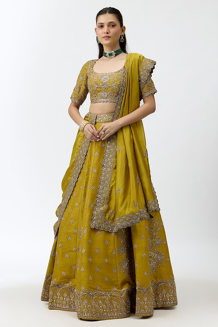 Mustard Raw Silk Zardosi Embroidered Bridal Lehenga Set by Jayanti Reddy at Pernia's Pop Up Shop