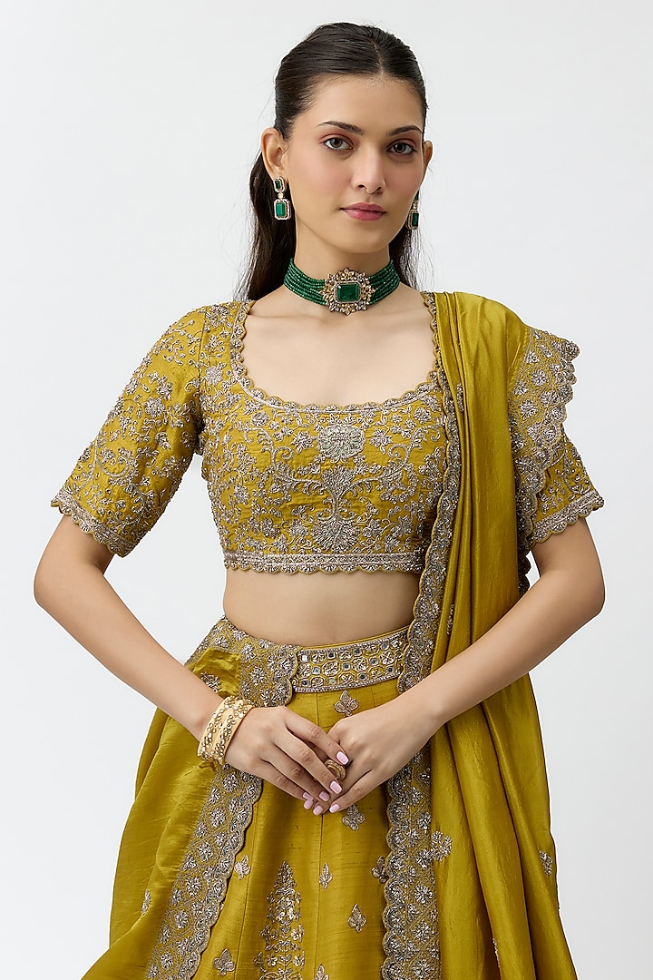 Mustard Raw Silk Zardosi Embroidered Bridal Lehenga Set by Jayanti Reddy at Pernia's Pop Up Shop