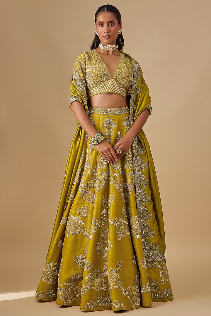 Mustard Raw Silk Zardosi Embroidered Bridal Lehenga Set by Jayanti Reddy at Pernia's Pop Up Shop