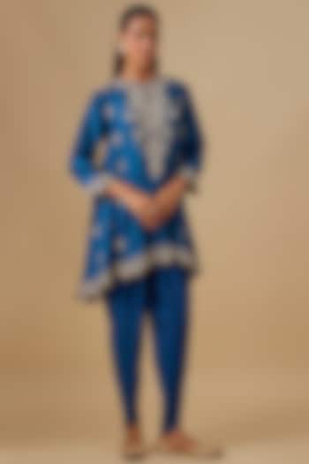 Blue Silk Zardosi Embroidered Tunic Set by Jayanti Reddy at Pernia's Pop Up Shop