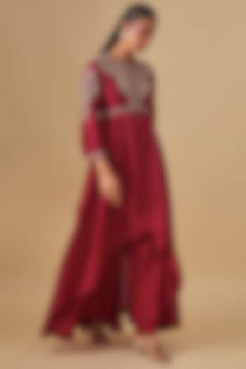 Red Silk Zardosi Embroidered Wedding Anarkali Set by Jayanti Reddy at Pernia's Pop Up Shop