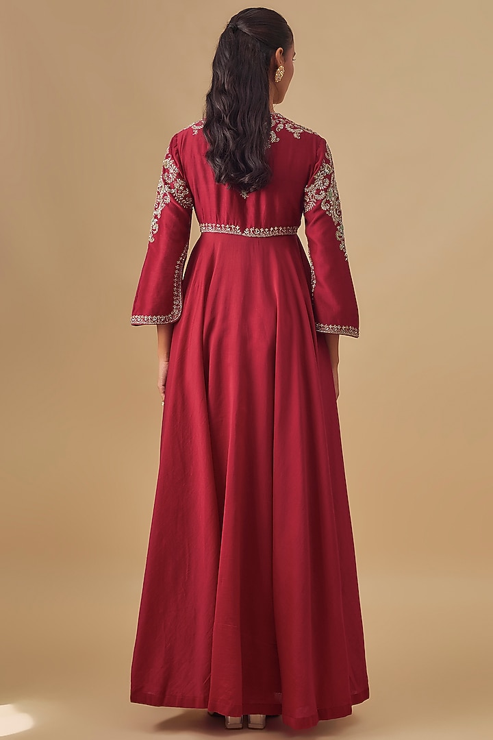 Red Silk Zardosi Embroidered Wedding Anarkali Set by Jayanti Reddy at Pernia's Pop Up Shop
