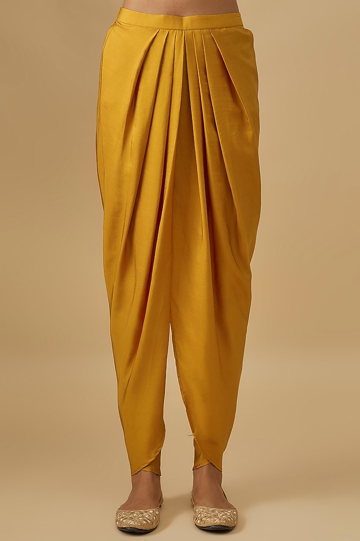 Mango Yellow Silk Zardosi Embroidered Tunic Set by Jayanti Reddy at Pernia's Pop Up Shop