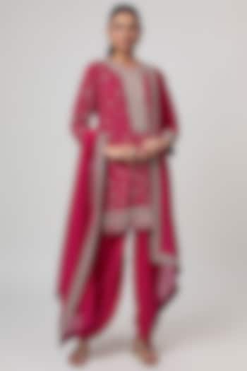 Pink Silk Zardosi Work Kurta Set by Jayanti Reddy at Pernia's Pop Up Shop