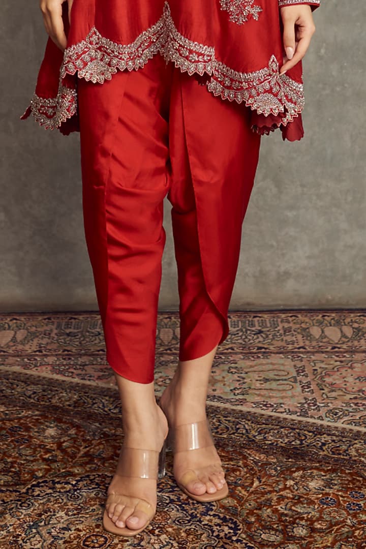 Red Zardosi Embroidered Kurta Set by Jayanti Reddy at Pernia's Pop Up Shop
