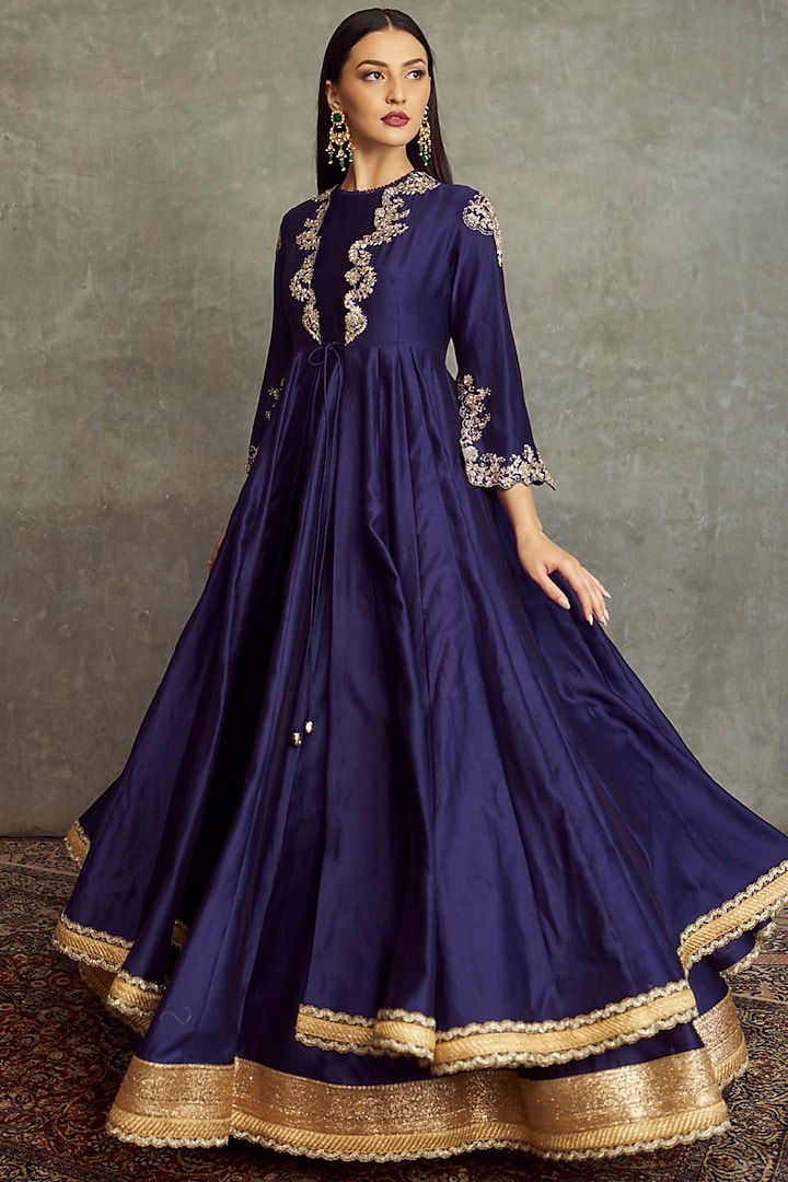 Purple Embroidered Anarkali Set by Jayanti Reddy at Pernia's Pop Up Shop