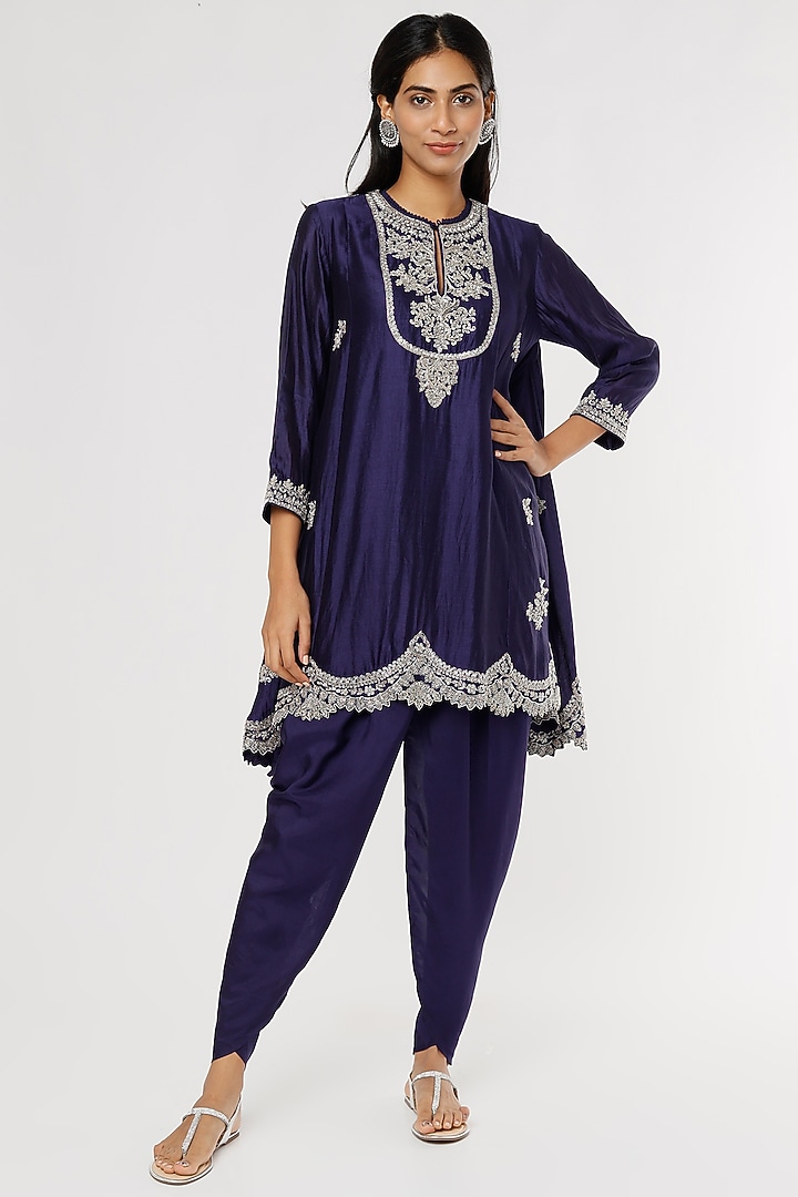 Purple Silk Embroidered Tunic Set by Jayanti Reddy at Pernia's Pop Up Shop