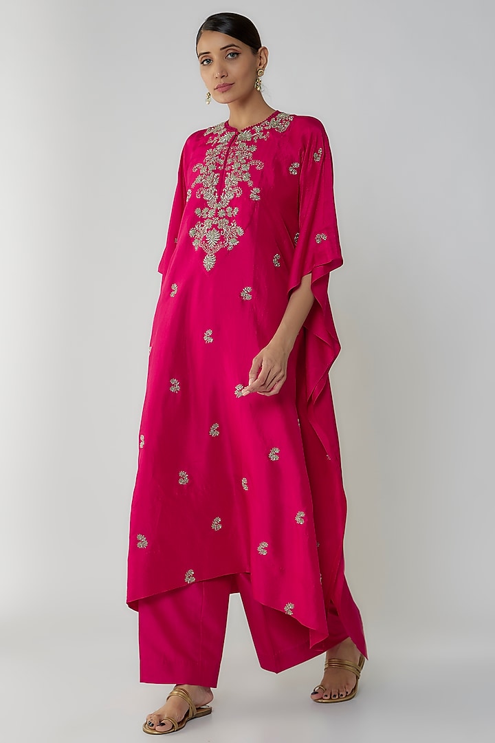 Pink Silk Zari Embroidered Kaftan Set by Jayanti Reddy at Pernia's Pop Up Shop