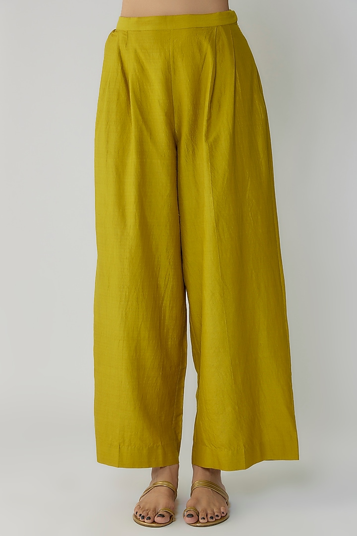 Mustard Silk Zari Embroidered Kaftan Set by Jayanti Reddy at Pernia's Pop Up Shop