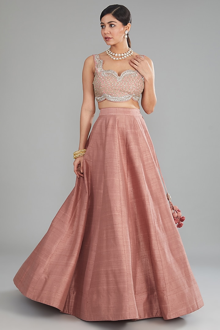Peach Silk Zari Embroidered Jacket Bridal Lehenga Set by Jayanti Reddy at Pernia's Pop Up Shop