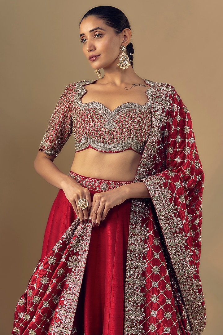 Red Silk Zari Embroidered Bridal Lehenga Set by Jayanti Reddy at Pernia's Pop Up Shop